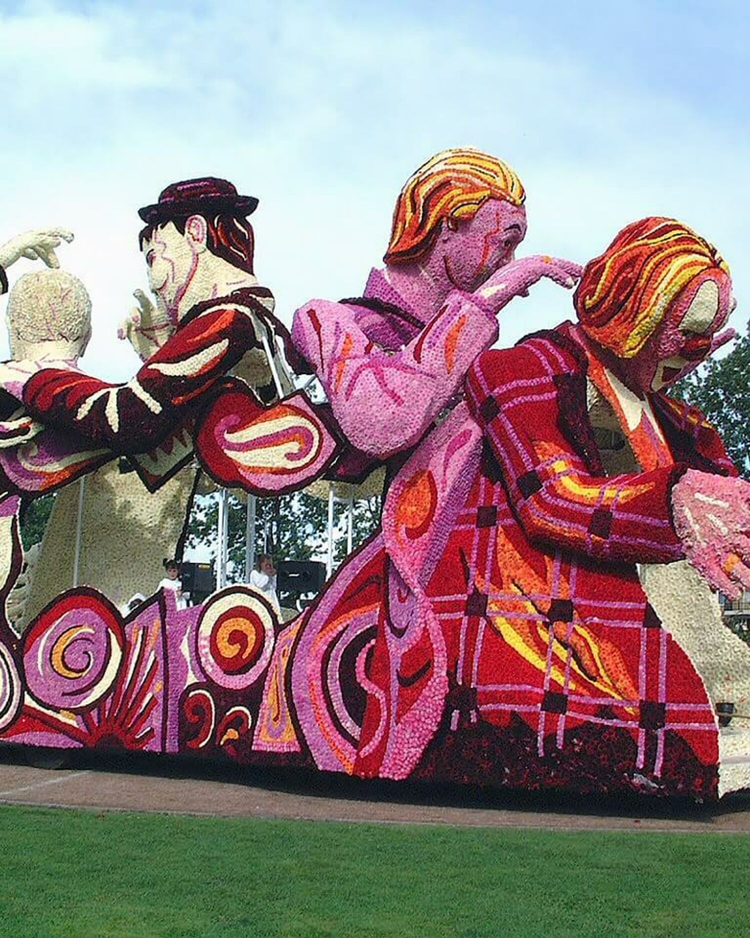 2001 Vrienden door dik en dun Corsogroep Hooiland