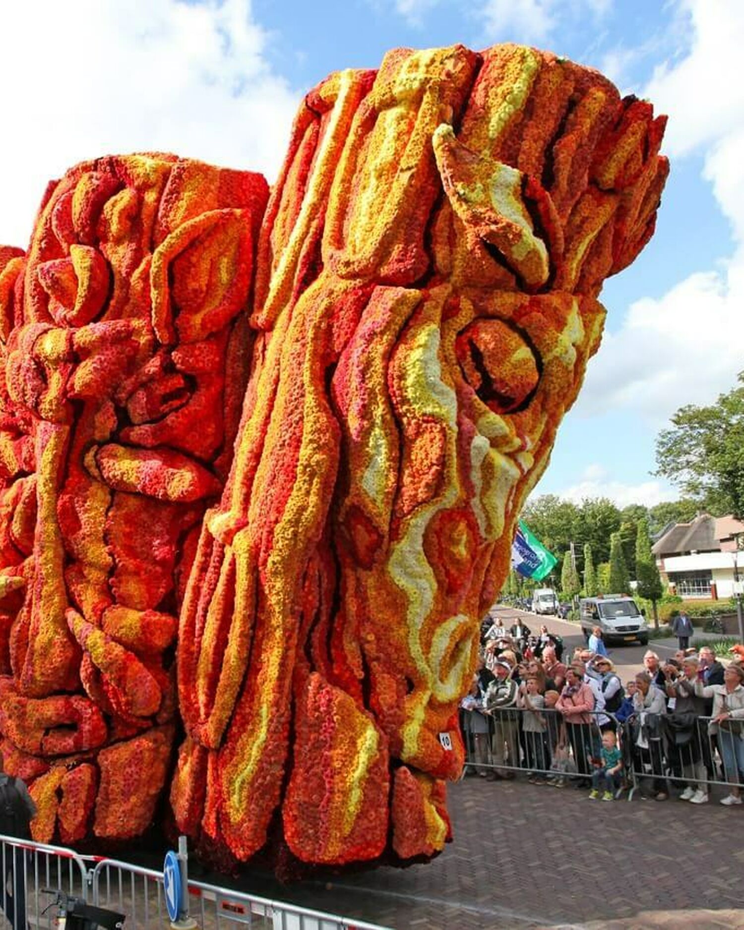 2017 Totems Corsogroep Hooiland